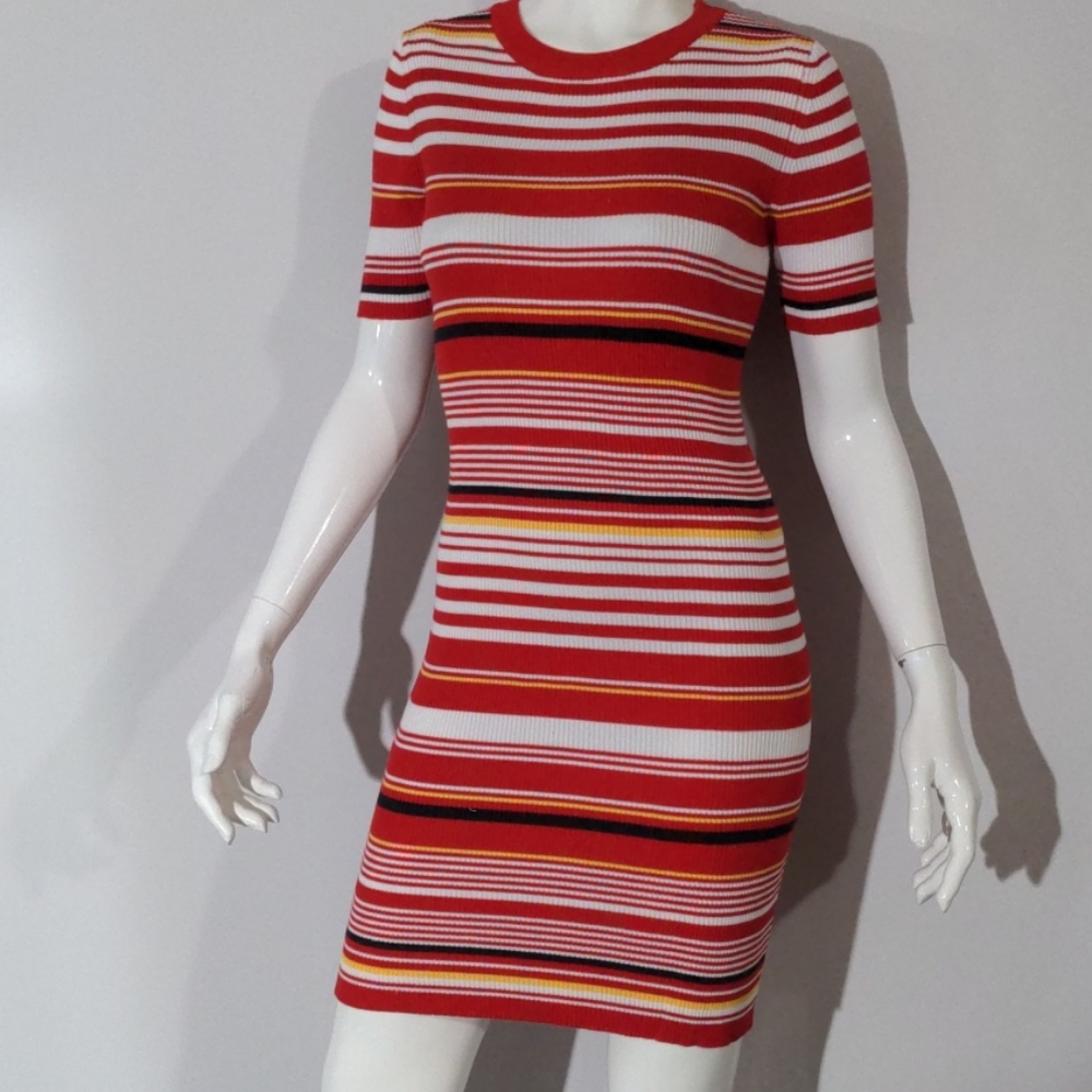 Forever 21 M Knitted Dress